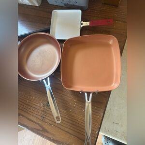 Gotham Steel or BulbHead 9.5-inch square non-stick frying pan Set